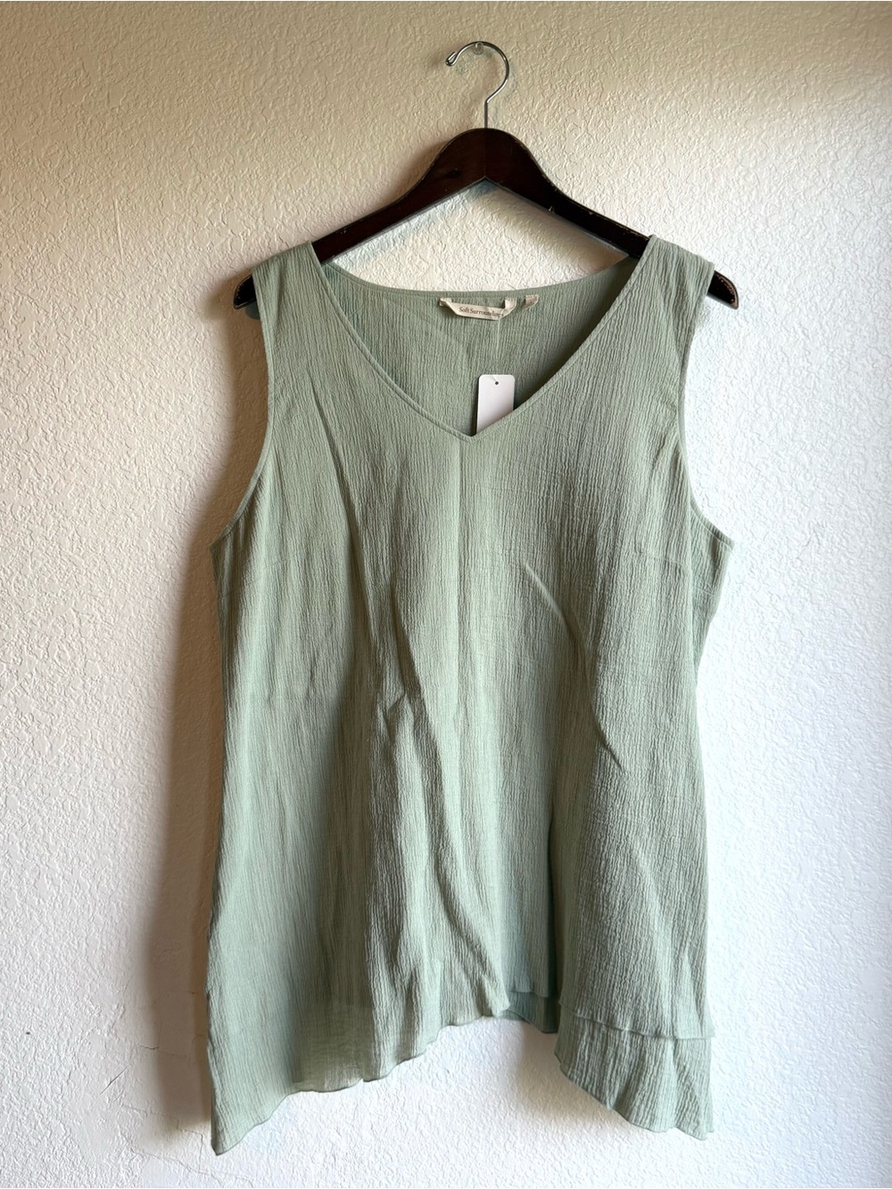 Soft Surroundings Sleeveless V-Neck Linen-Blend Top in Sage Green